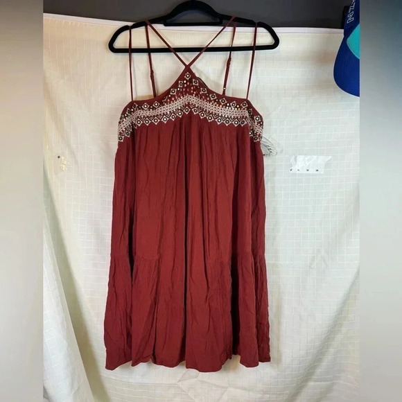 American Eagle Woman's Burgundy Red Boho Peasant Embroidered Midi Dress- Size L - Picture 1 of 3